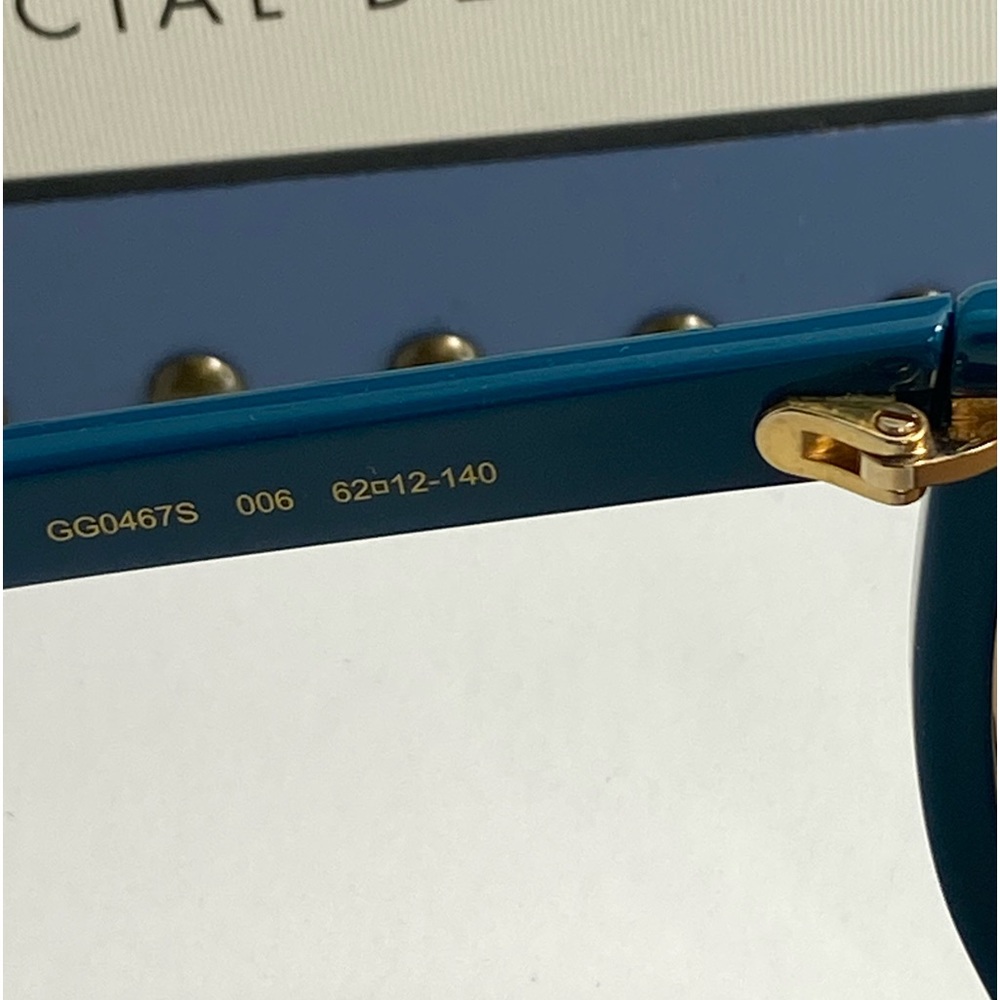 New  Gucci Women GG0468S-30006410005 Fashion 57mm Light Blue Sunglasses - Picture 10 of 12
